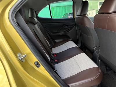 2020 Toyota YARIS CROSS - Thumbnail