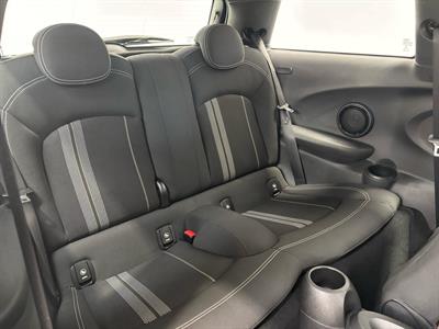 2015 Mini Cooper - Thumbnail