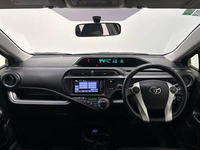 2013 Toyota Aqua - Thumbnail