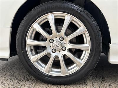 2013 Toyota Aqua - Thumbnail