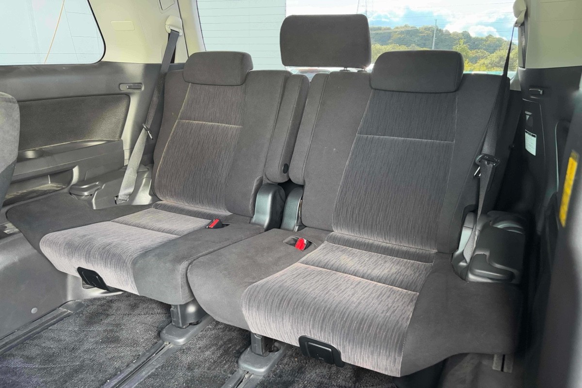 2012 Toyota Vellfire