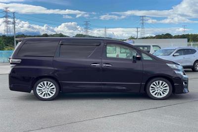 2012 Toyota Vellfire - Thumbnail