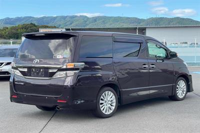 2012 Toyota Vellfire - Thumbnail