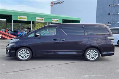 2012 Toyota Vellfire - Thumbnail