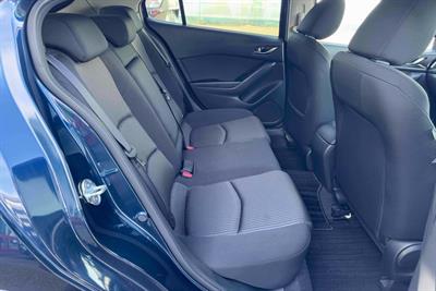 2015 Mazda Axela - Thumbnail