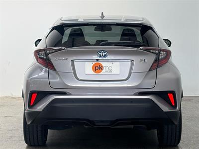 2018 Toyota C-HR - Thumbnail