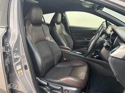 2018 Toyota C-HR - Thumbnail