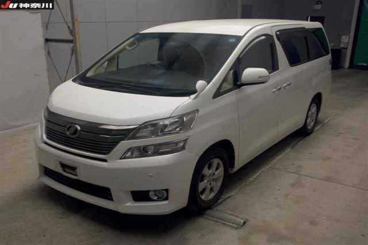 2012 Toyota Vellfire