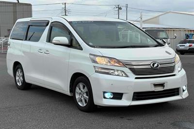 2012 Toyota Vellfire - Thumbnail
