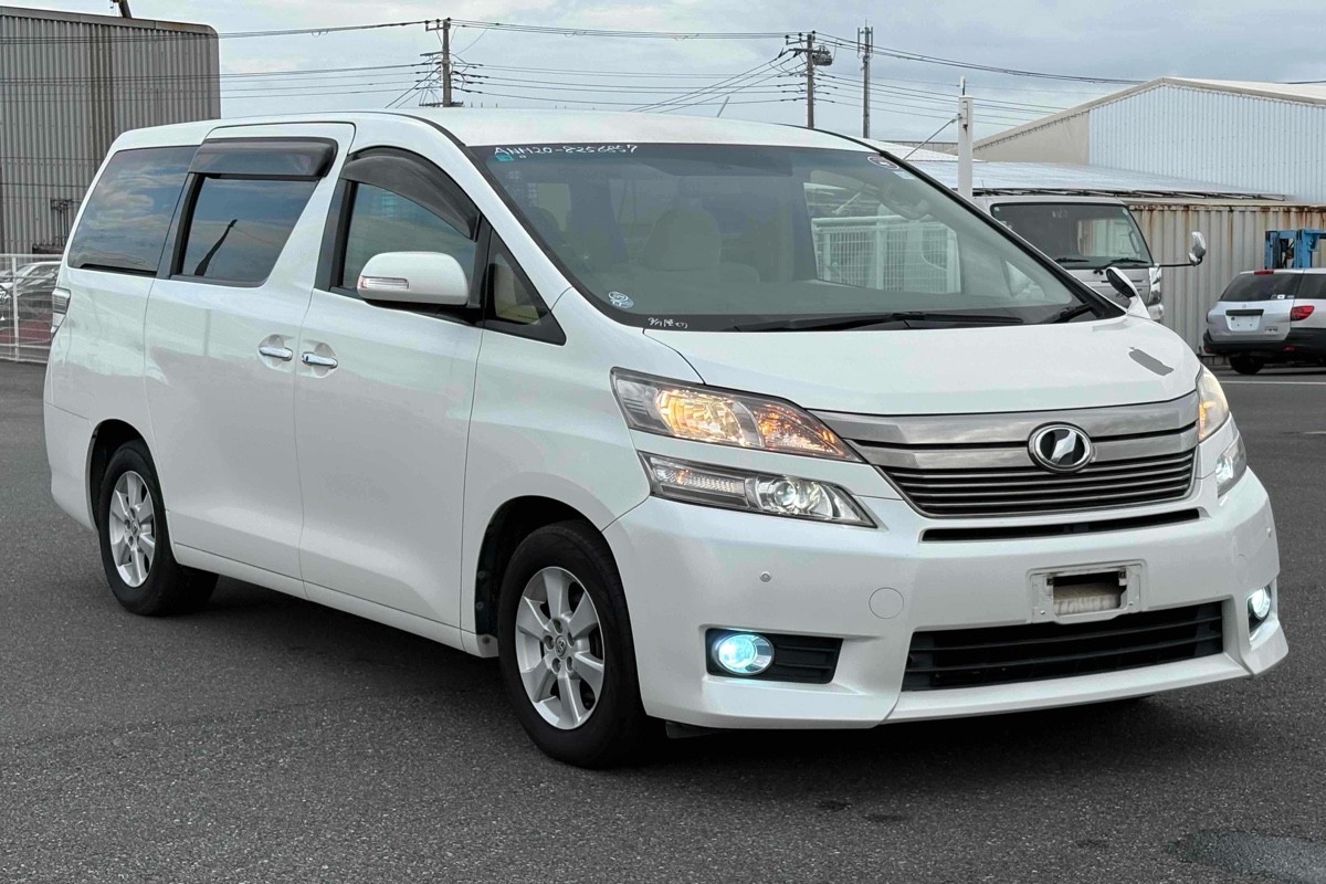 2012 Toyota Vellfire
