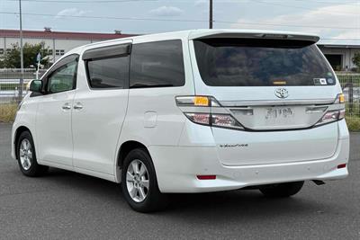 2012 Toyota Vellfire - Thumbnail