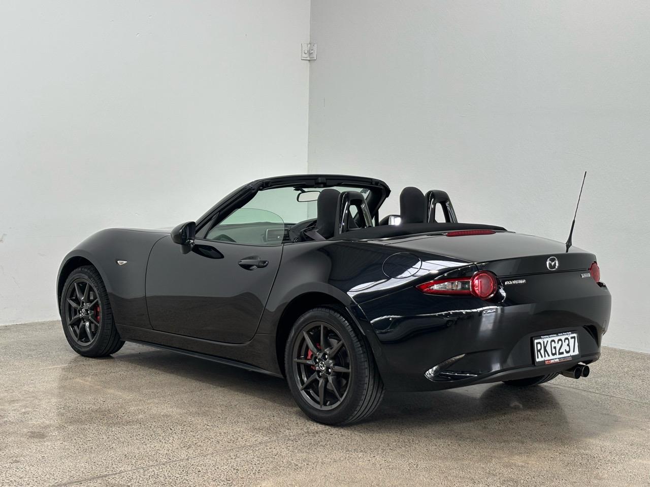 2016 Mazda Roadster