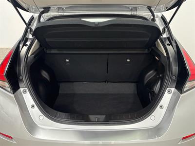 2019 Nissan Leaf - Thumbnail