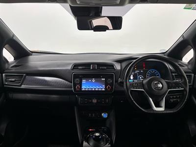 2019 Nissan Leaf - Thumbnail