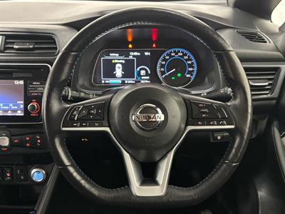 2019 Nissan Leaf - Thumbnail