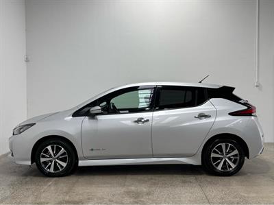 2019 Nissan Leaf - Thumbnail