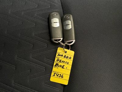 2015 Mazda Demio - Thumbnail