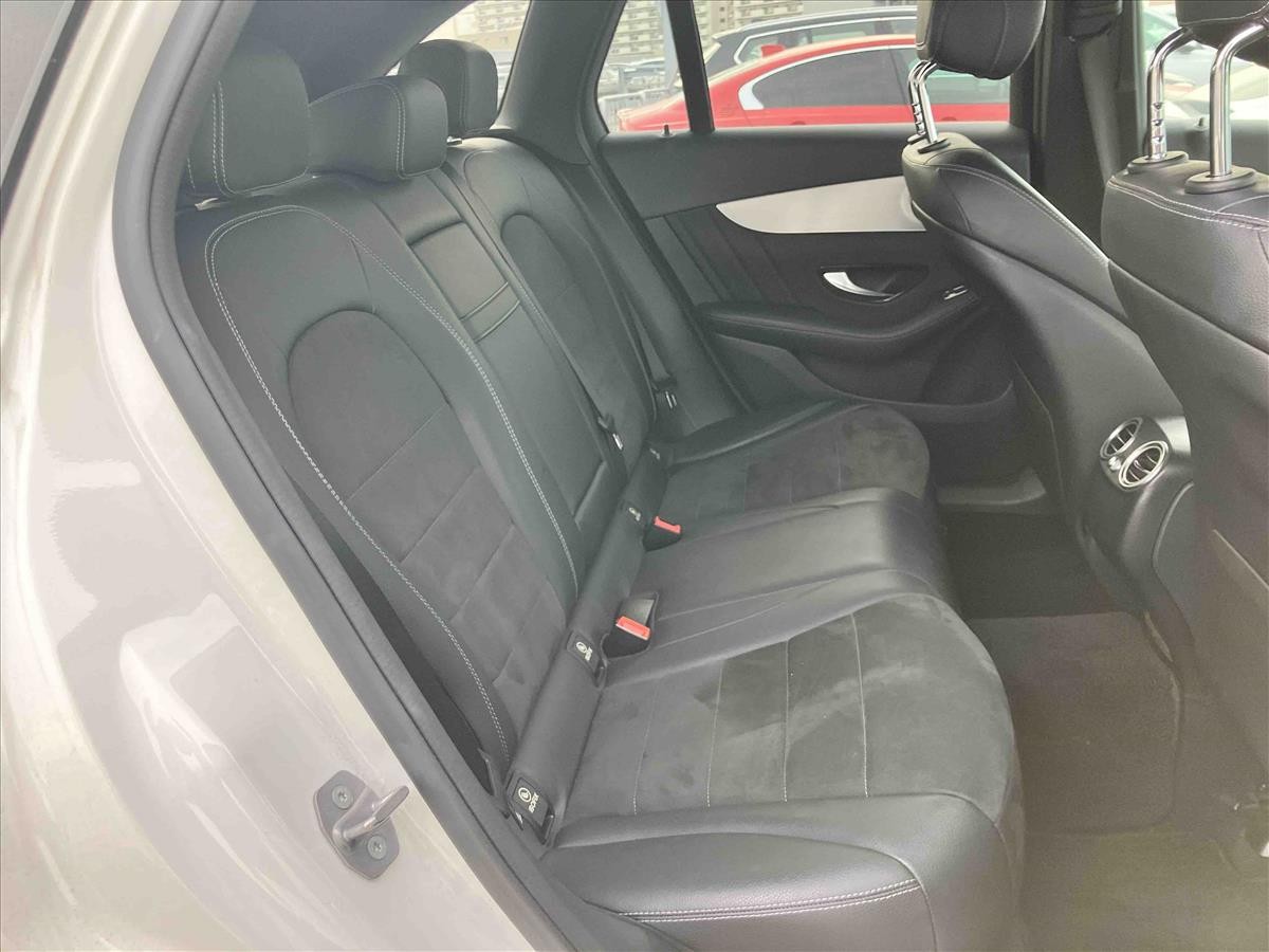 2019 Mercedes-Benz GLC 200