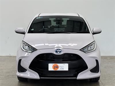2020 Toyota Yaris - Thumbnail
