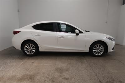 2013 Mazda Axela - Thumbnail