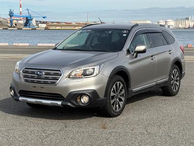 2016 Subaru Outback - Thumbnail
