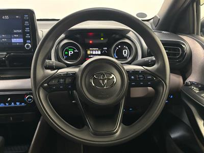 2020 Toyota Yaris - Thumbnail