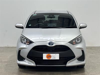 2020 Toyota Yaris - Thumbnail