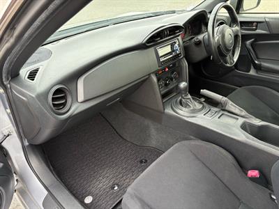 2016 Toyota 86 - Thumbnail