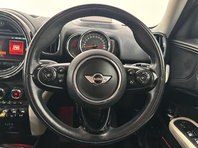 2017 Mini Cooper - Thumbnail