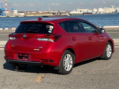 2016 Toyota Auris - Thumbnail