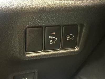 2017 Toyota C-hr - Thumbnail