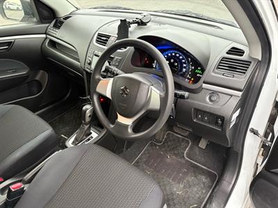 2015 Suzuki Swift - Thumbnail
