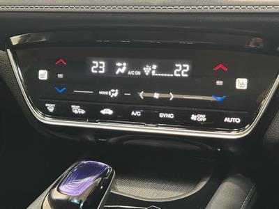 2017 Honda Vezel - Thumbnail