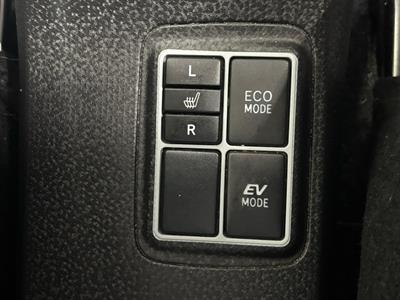 2012 Toyota Aqua - Thumbnail