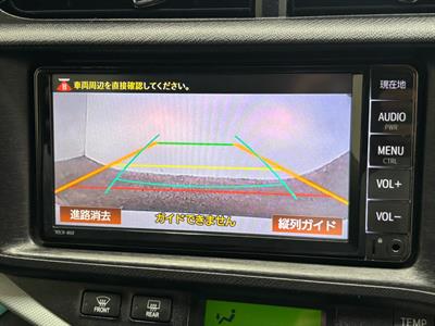 2012 Toyota Aqua - Thumbnail