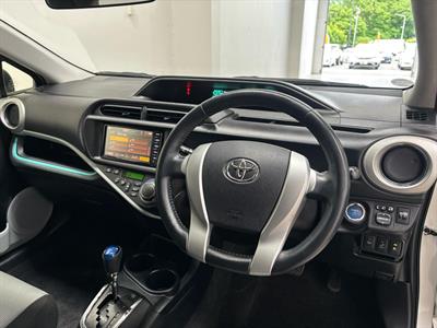 2012 Toyota Aqua - Thumbnail