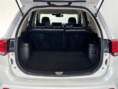 2018 Mitsubishi Outlander - Thumbnail