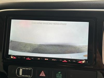 2018 Mitsubishi Outlander - Thumbnail