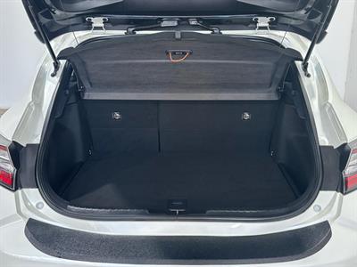 2018 Toyota Corolla - Thumbnail