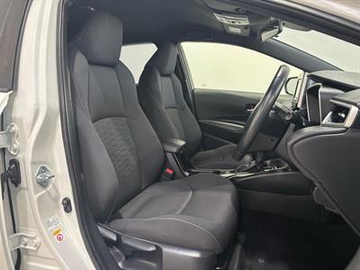 2018 Toyota Corolla - Thumbnail