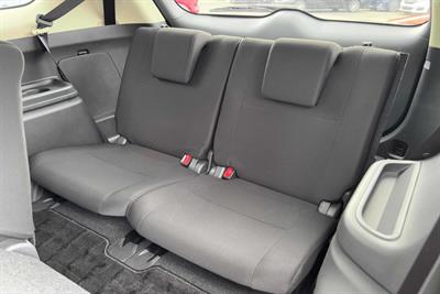 2016 Mitsubishi Outlander - Thumbnail