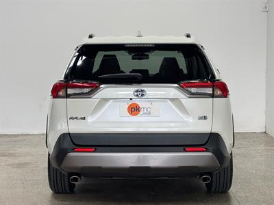 2019 Toyota RAV4 - Thumbnail