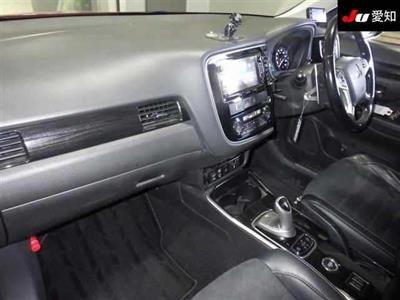 2015 Mitsubishi Outlander - Thumbnail