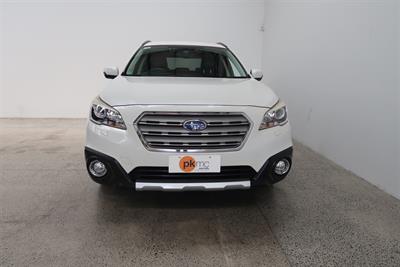 2017 Subaru Outback - Thumbnail