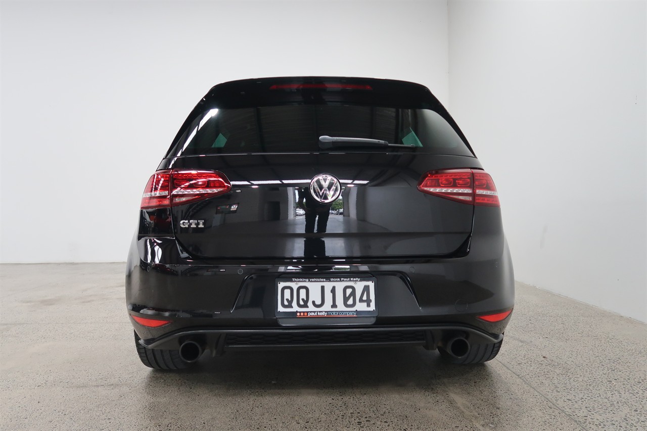 2015 Volkswagen Golf
