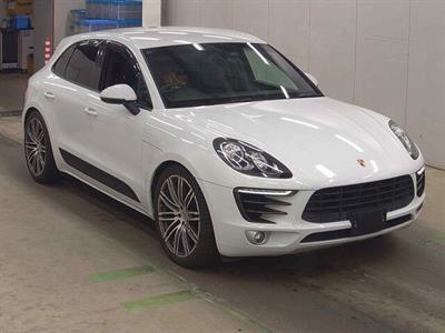 2015 Porsche Macan