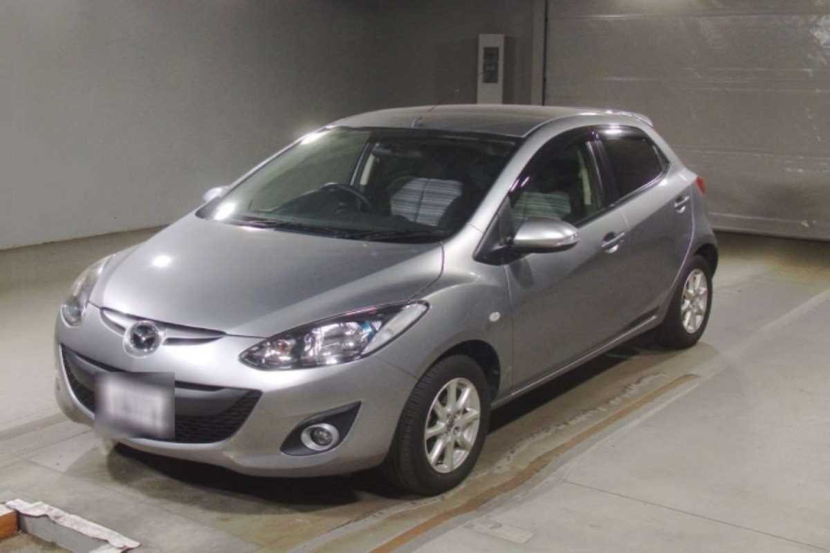2012 Mazda Demio