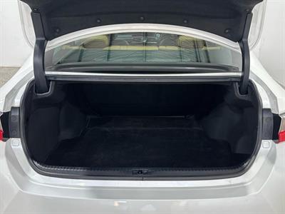 2015 Lexus RC300h - Thumbnail