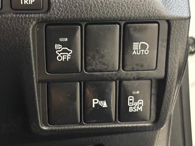 2015 Lexus RC300h - Thumbnail