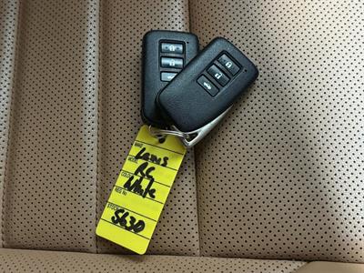 2015 Lexus RC300h - Thumbnail